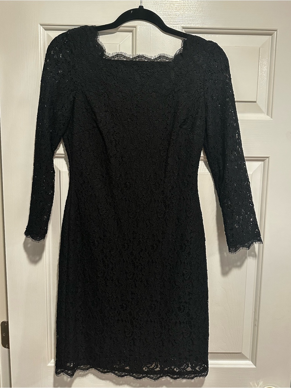Cache Black Lace Long-Sleeve Sheath Dress